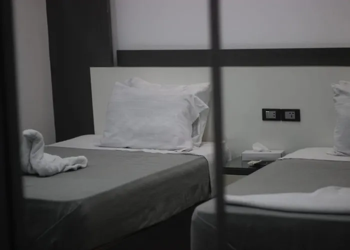 Azar Boutique Hotel